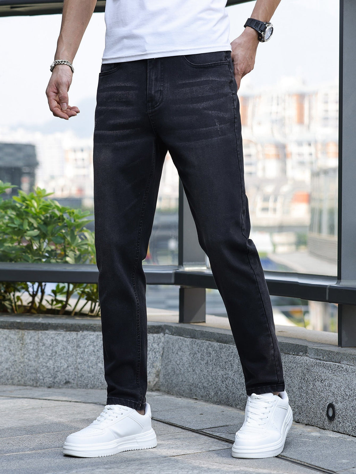 Men's Classic Straight Jeans