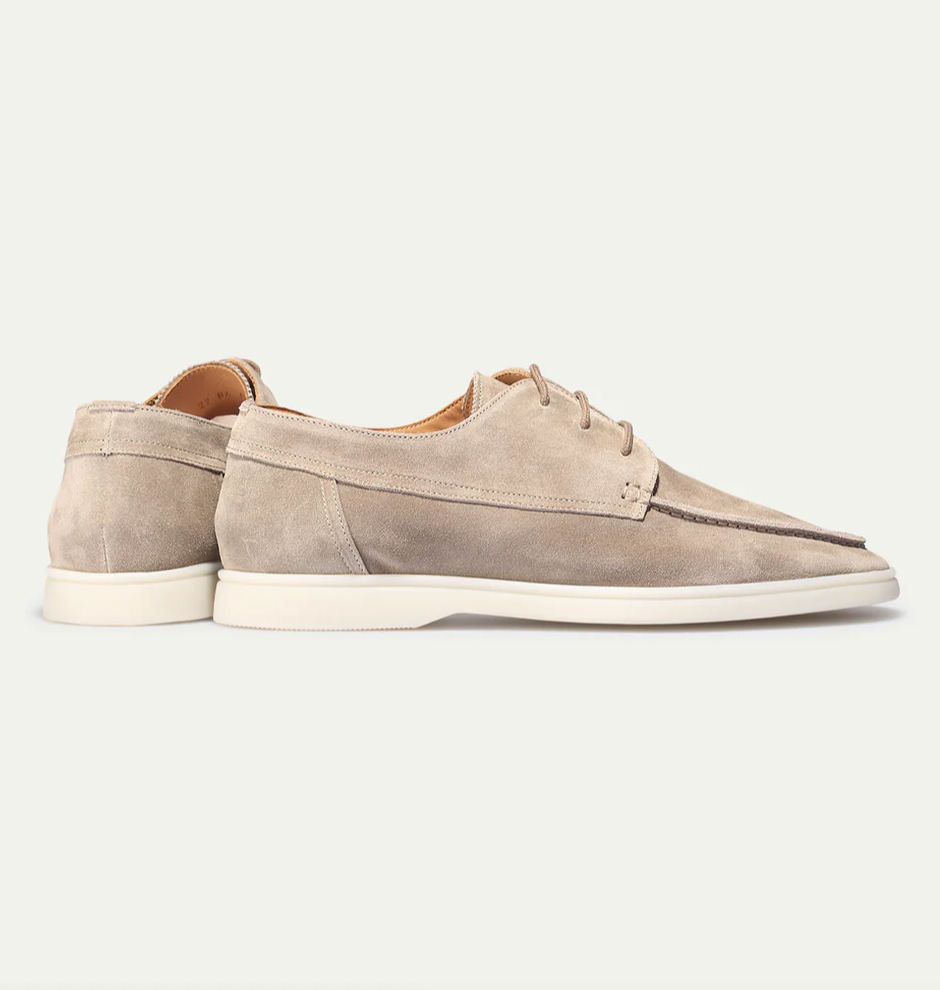 Men’s Lace-Up Derby Shoes with Apron Toe