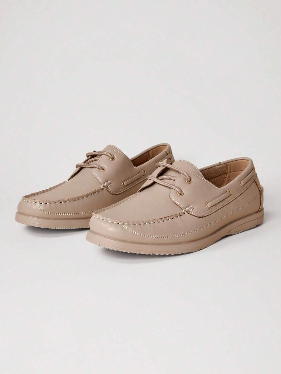 Men's Lace-Up Moc Toe Boat Shoes