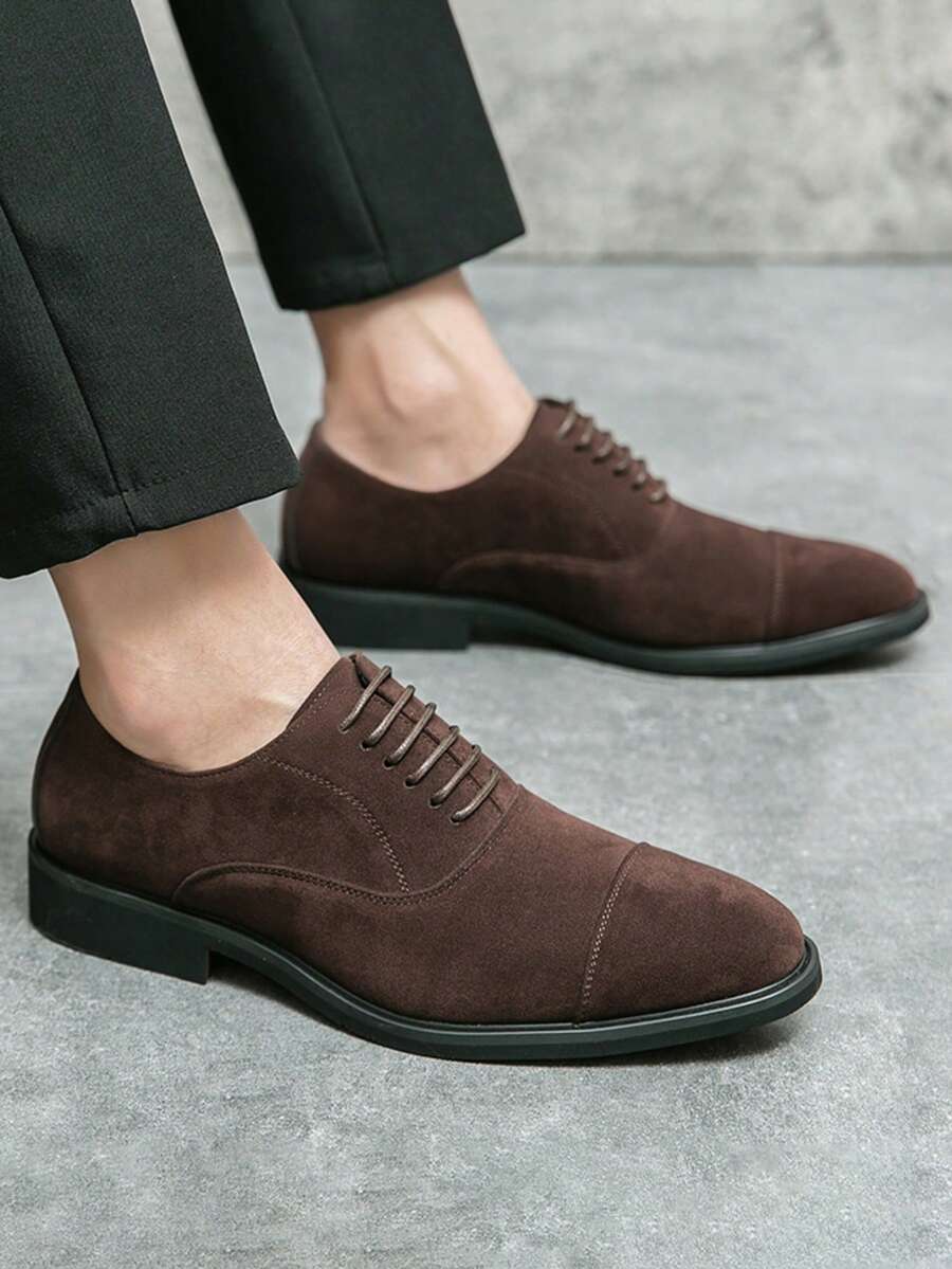 Men's Lace-Up Oxford Shoes