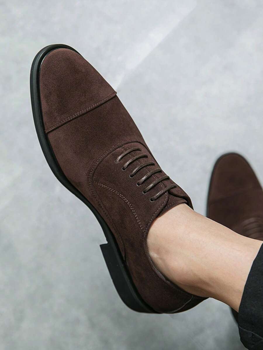Men's Lace-Up Oxford Shoes