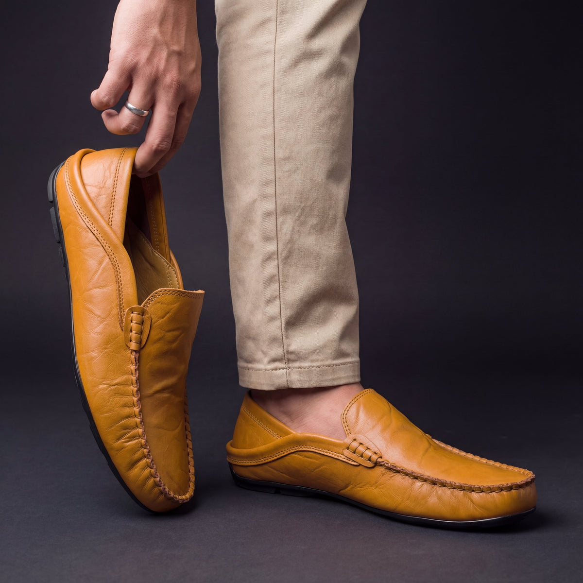 Men's Leather Apron-Toe Loafers