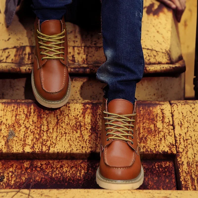 Men's Leather Faux-Fur-Lined Thick Sole Ankle Boots