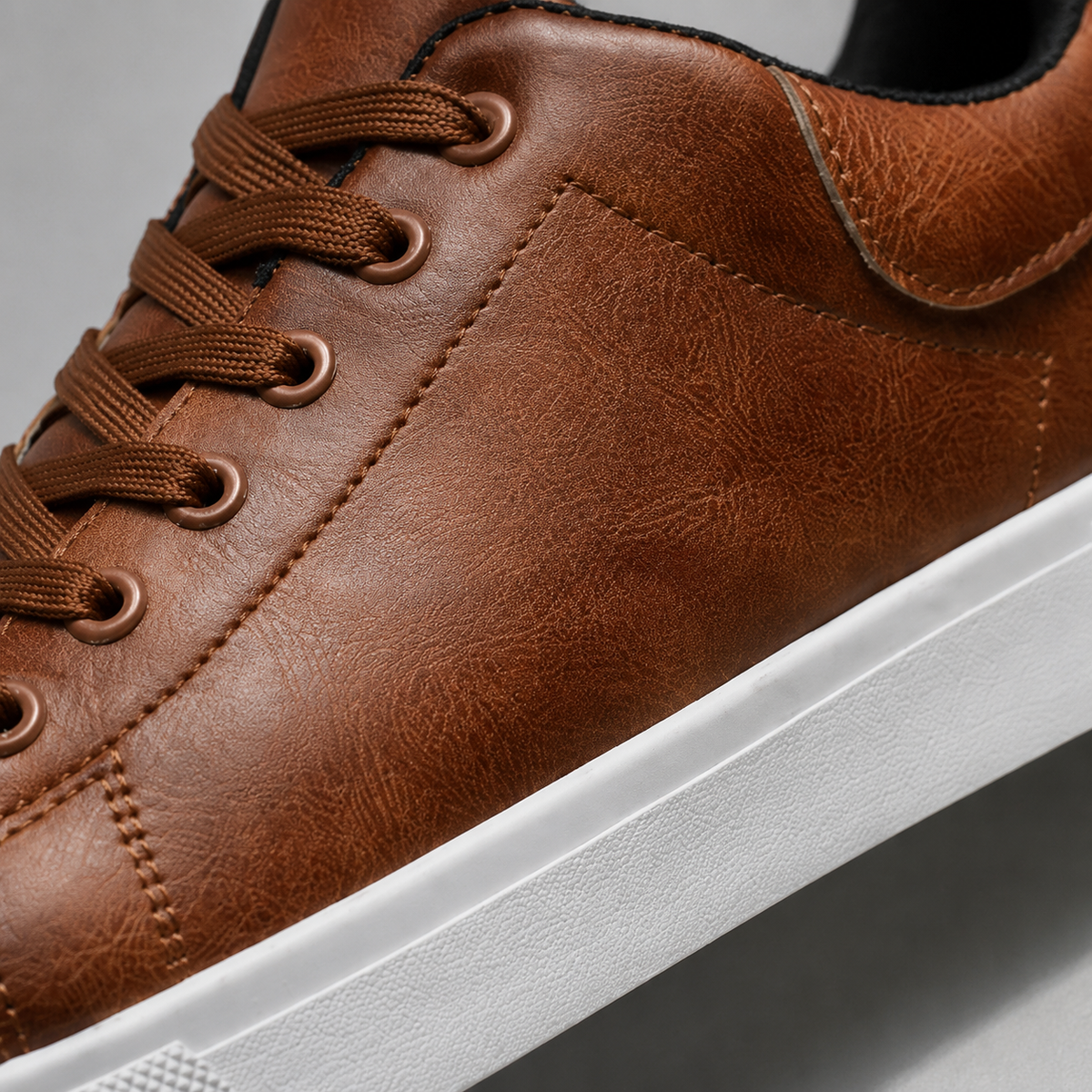 Men's Leather Low-Top Sneakers