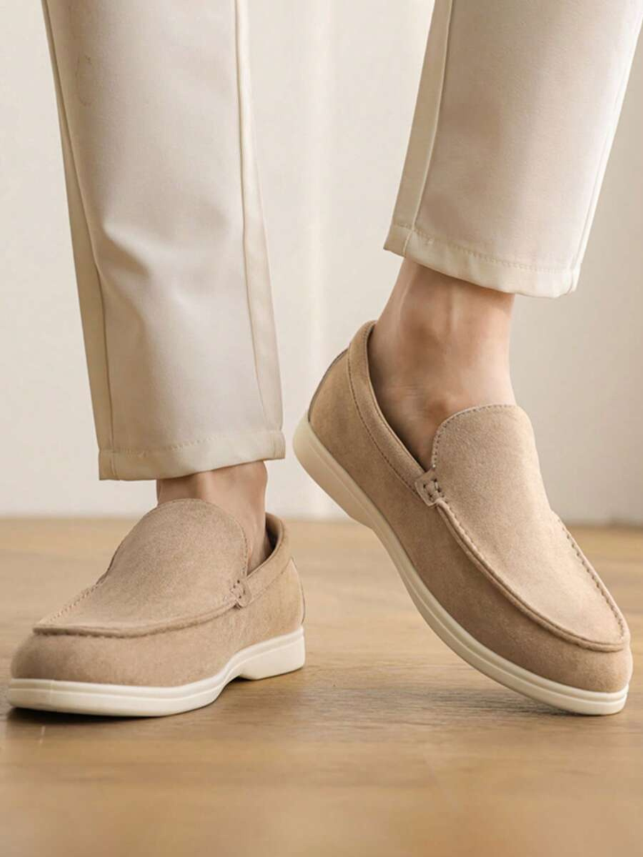 Men's Loafers with Contrasting Sole