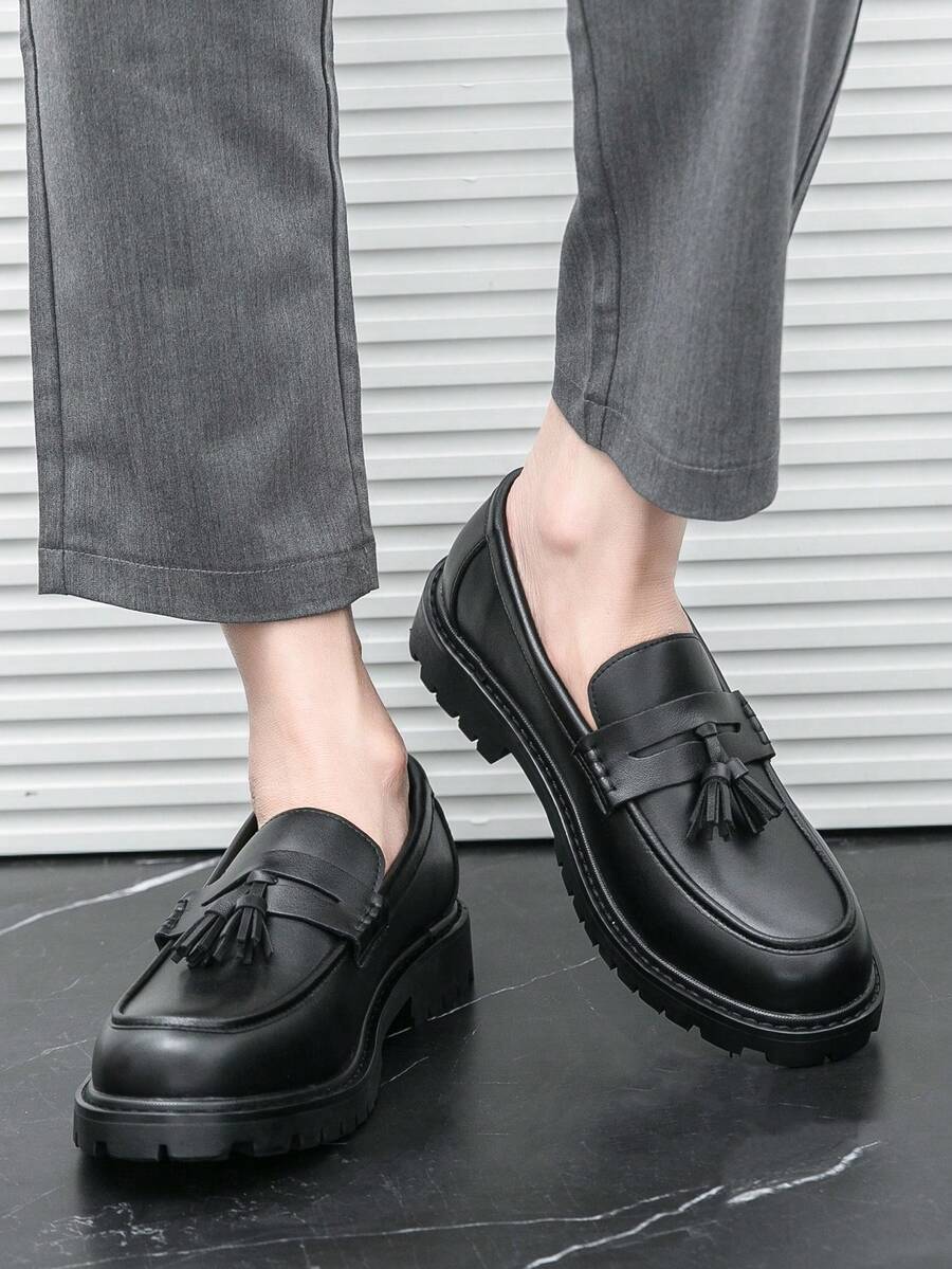 Men's Loafers with Fringed Strap