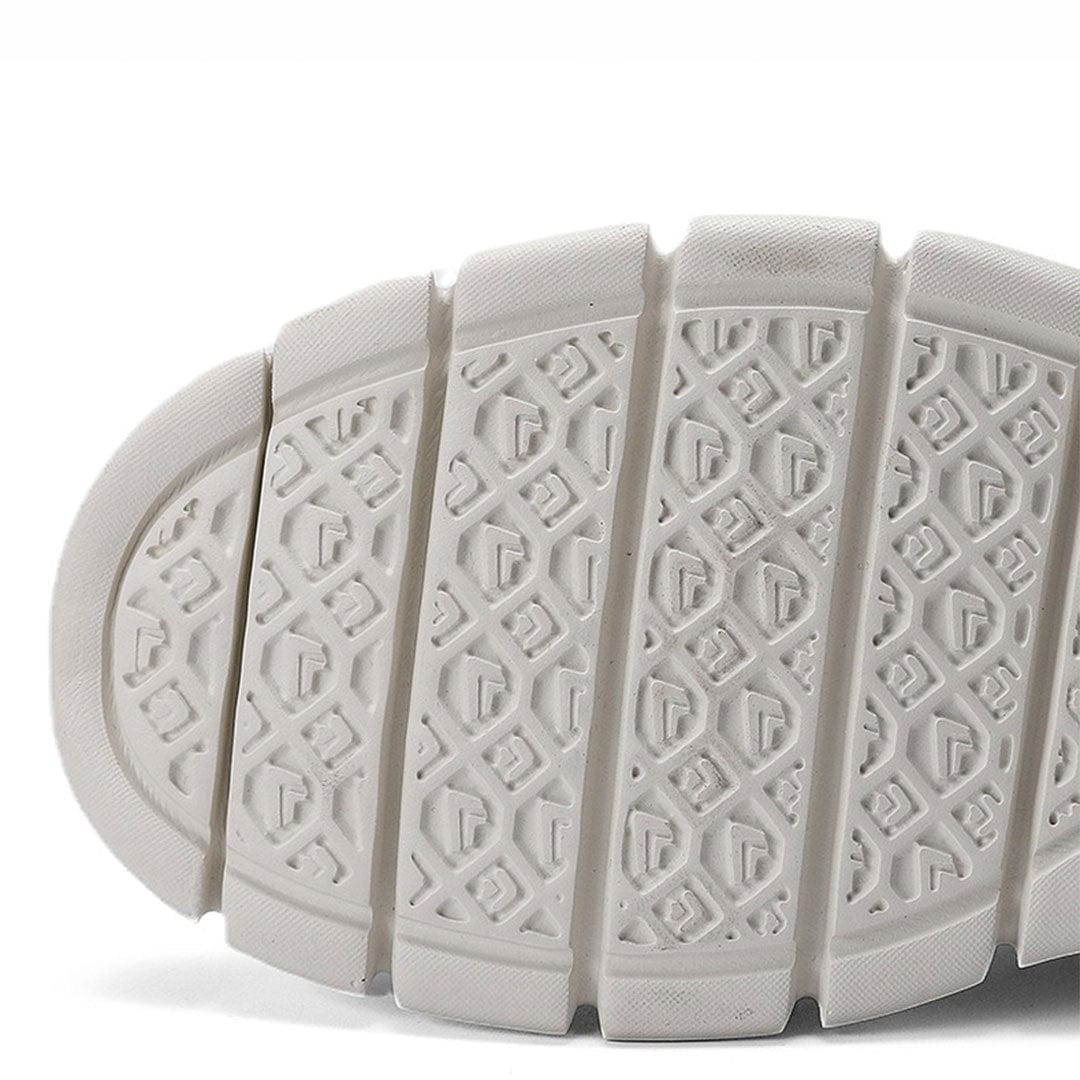 Men's Low-Top Grooved Sole Sneakers