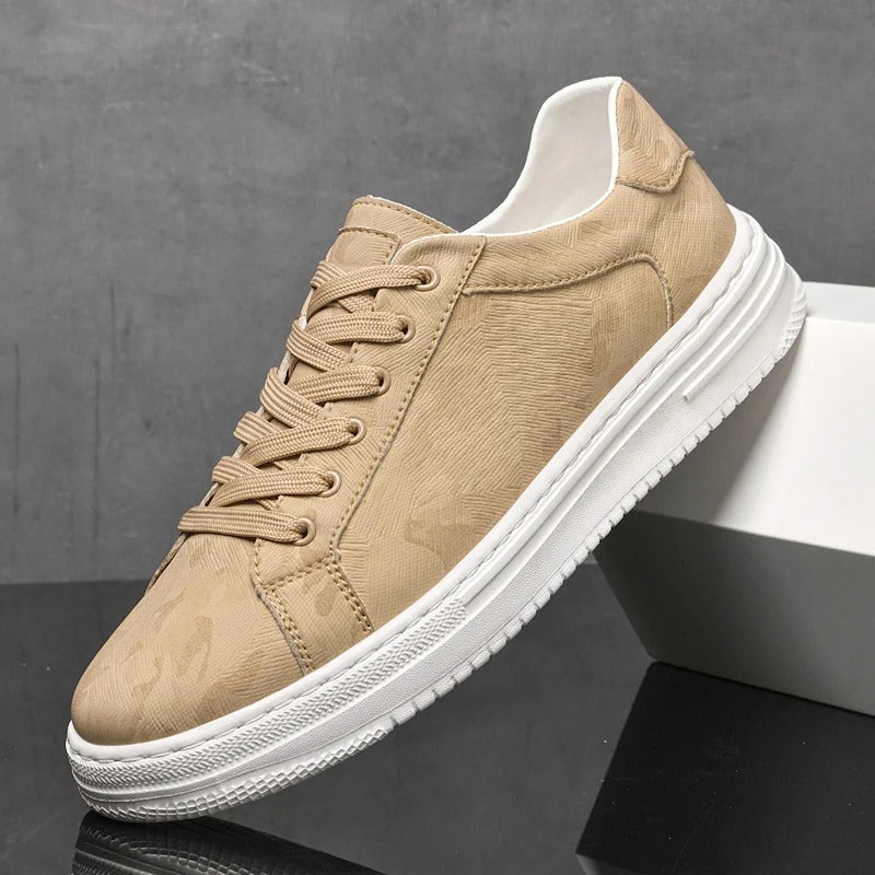 Men's Lace-Up  Low-Top Sneakers
