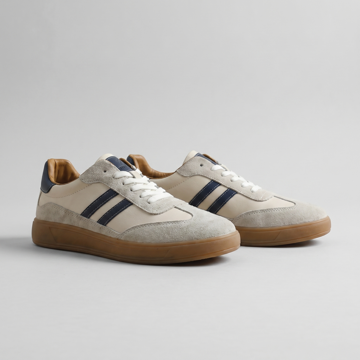 Men's Low-Top Panel Sneakers