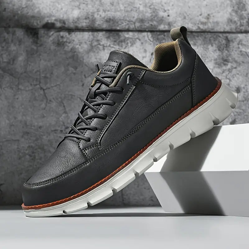 Men's Low-Top Sneakers