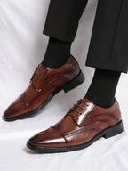 Men's Medallion Oxford Shoes
