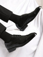 Men's Medallion Oxford Shoes