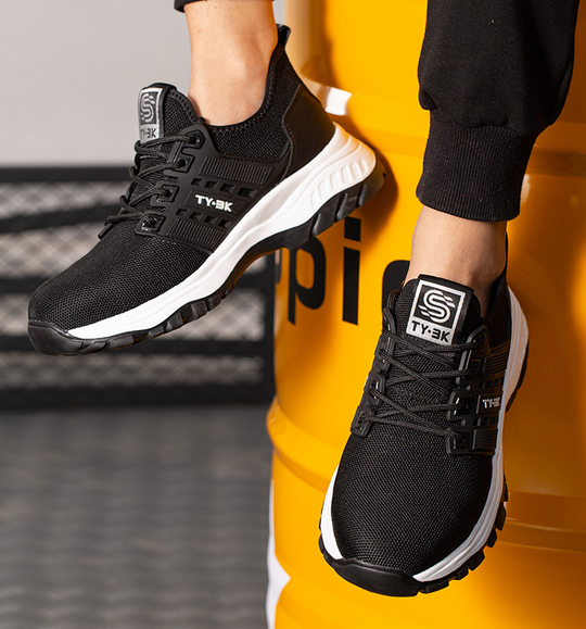 Men's Mesh Lug Sole Low-Top Sneakers