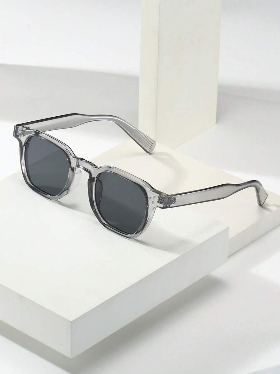 Men's Oval Frame Tinted Sunglasses