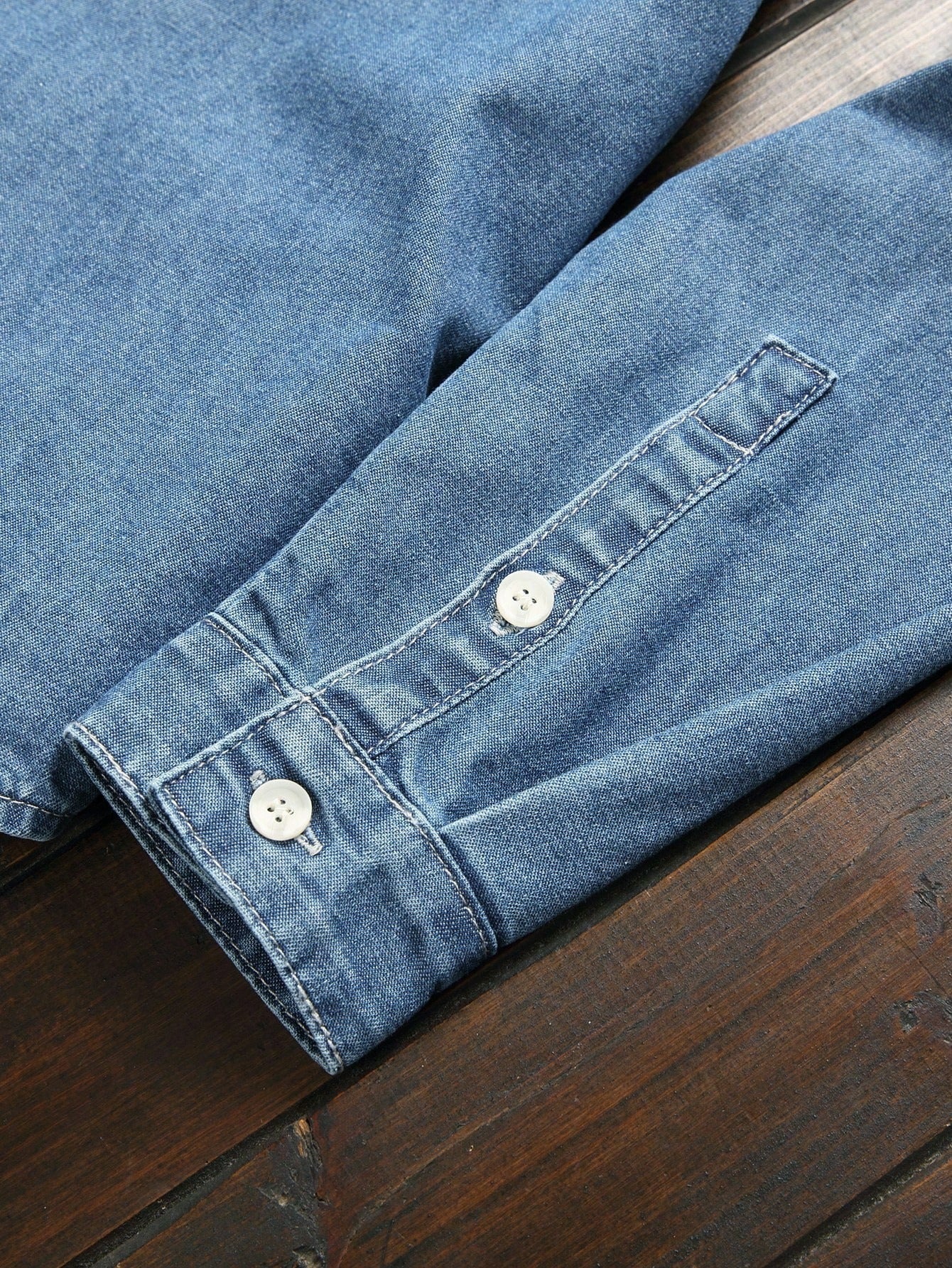 Men's Pointed Collar Shirt