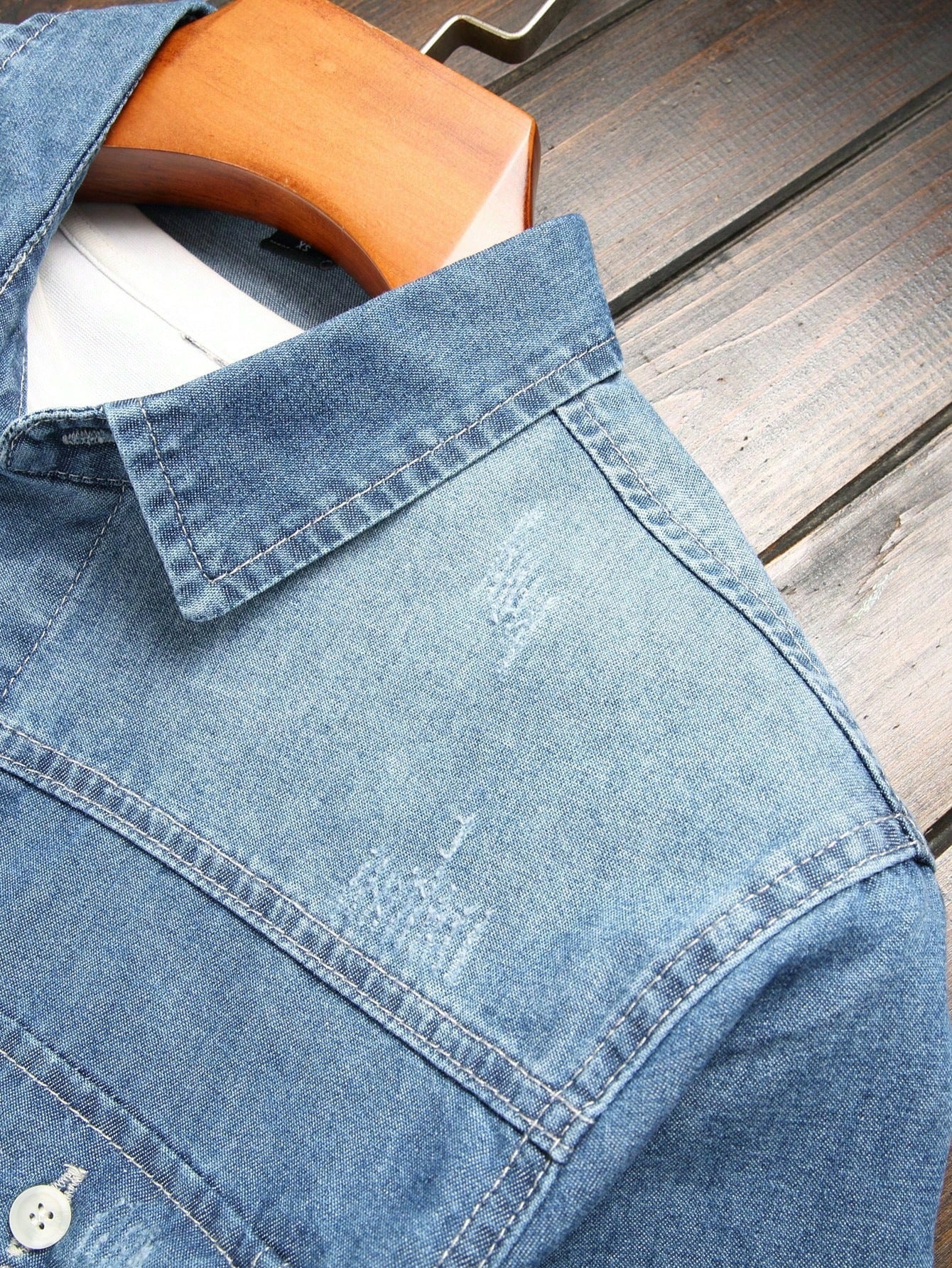 Men's Pointed Collar Shirt