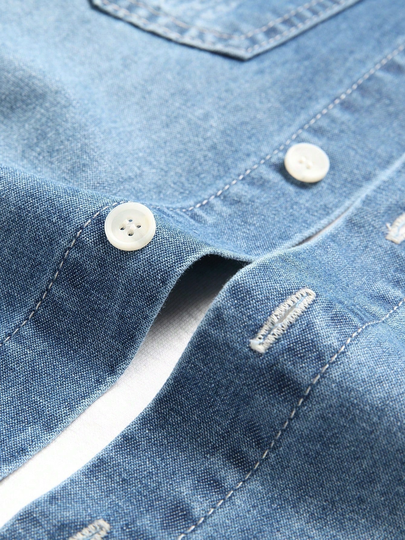 Men's Pointed Collar Shirt