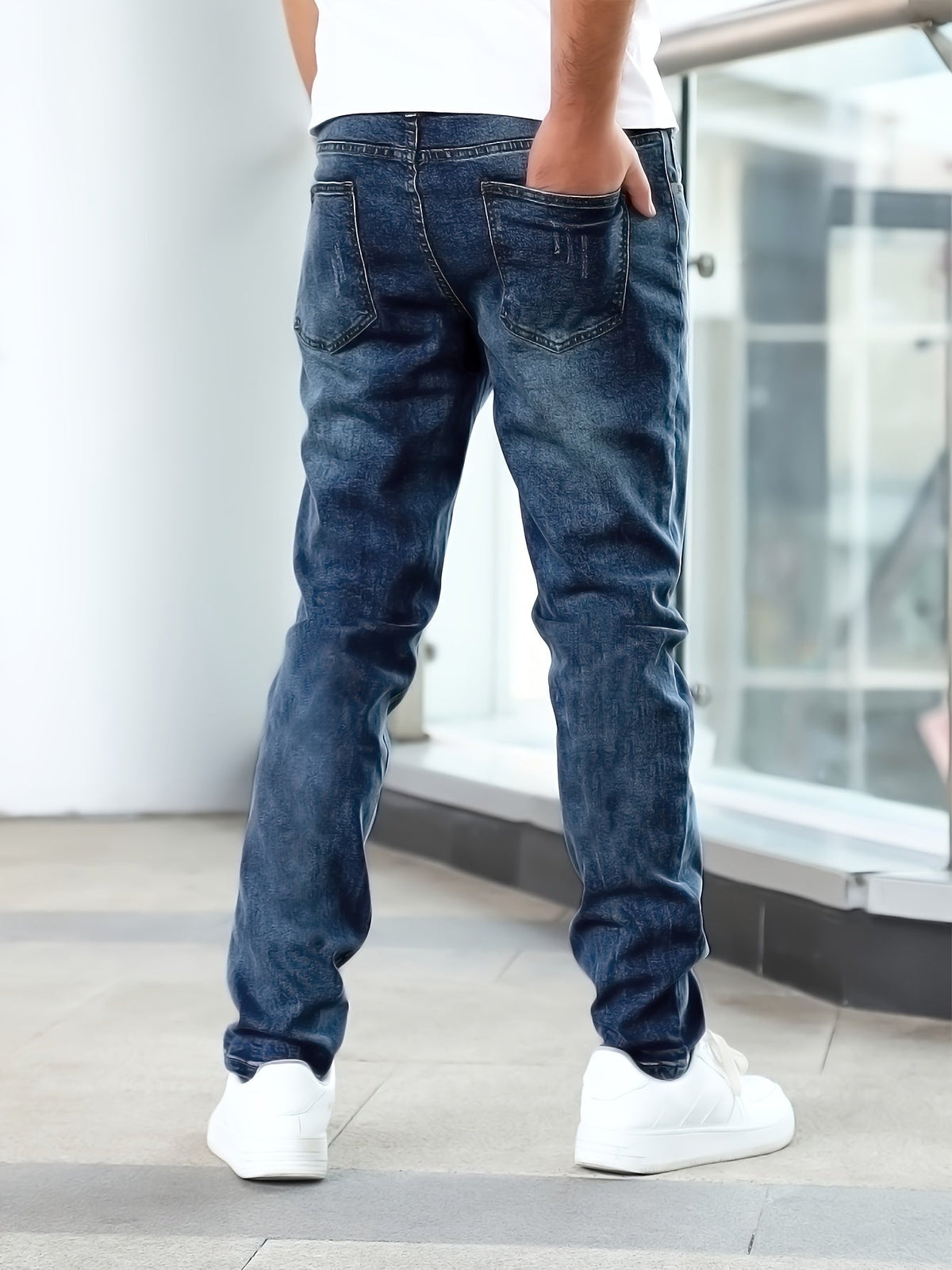 Men's Slim Fit Straight Leg Jeans