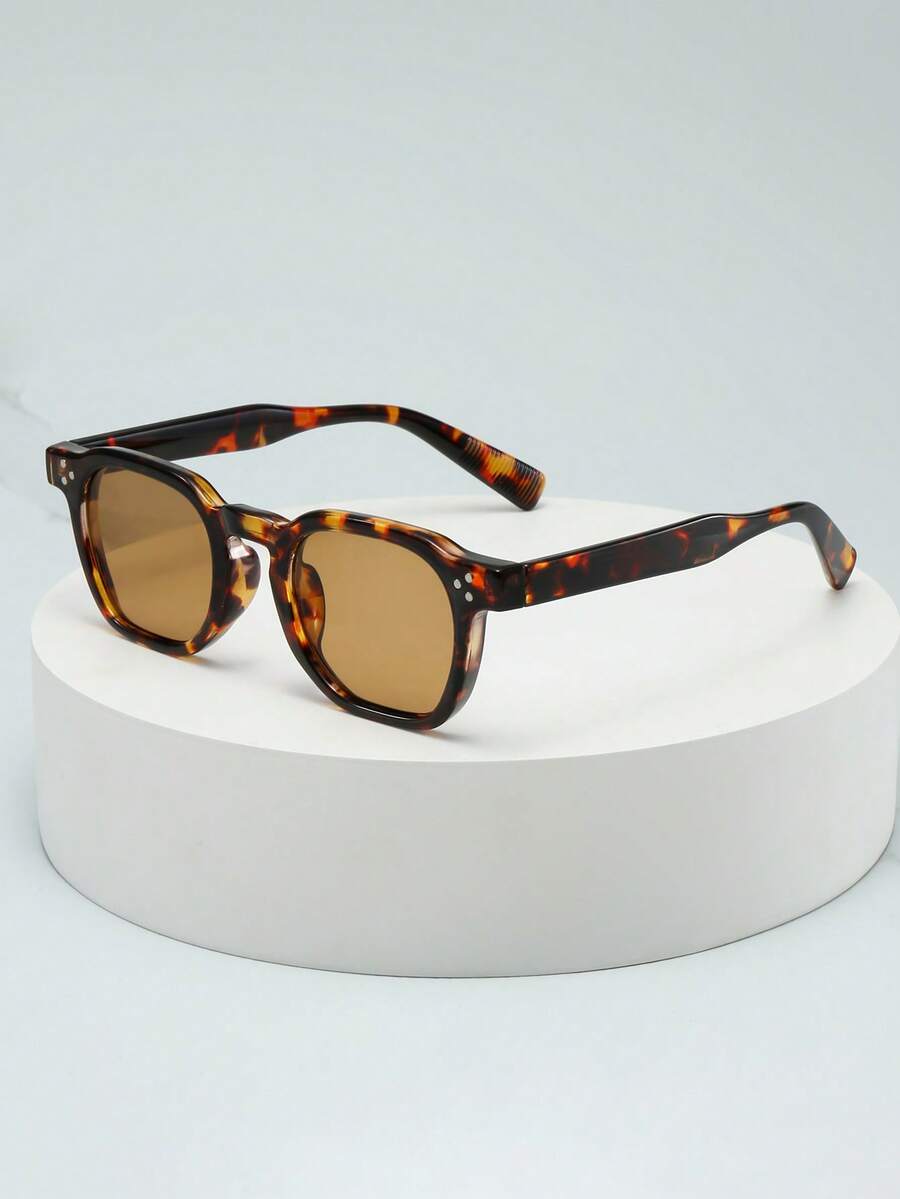 Men's Small Oval Tinted Sunglasses