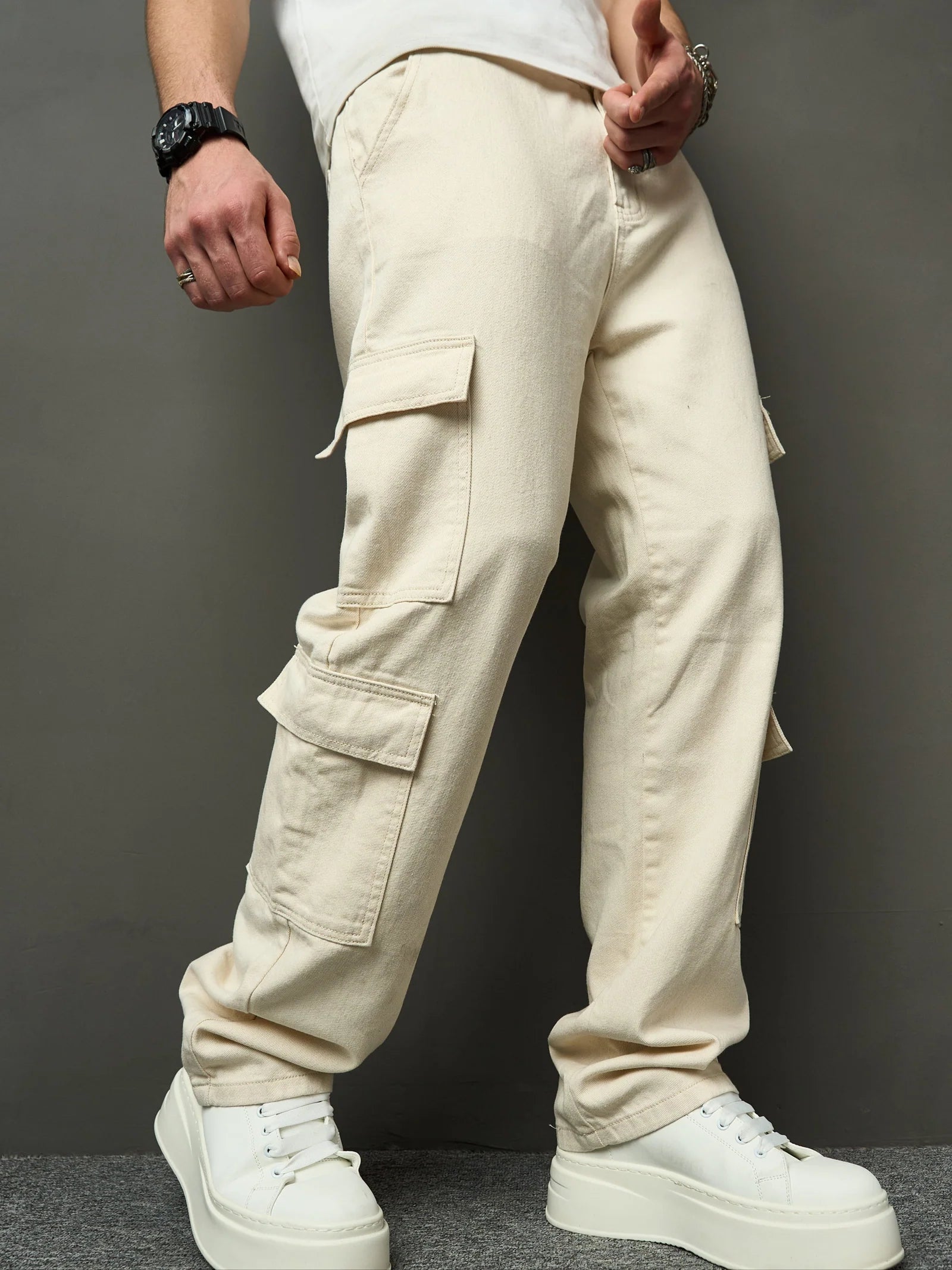 Men's Straight-Leg Cargo Pants