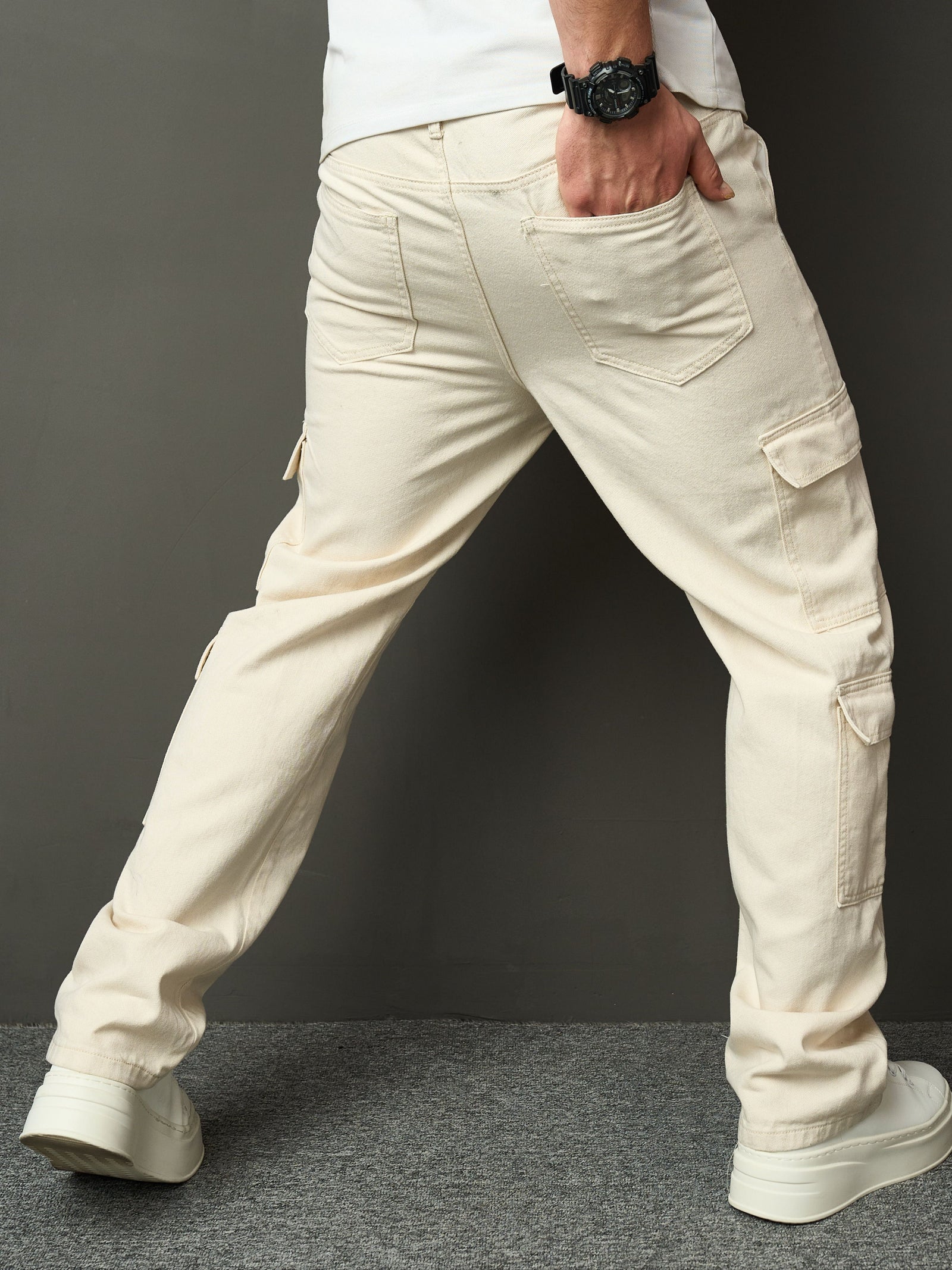 Men's Straight-Leg Cargo Pants