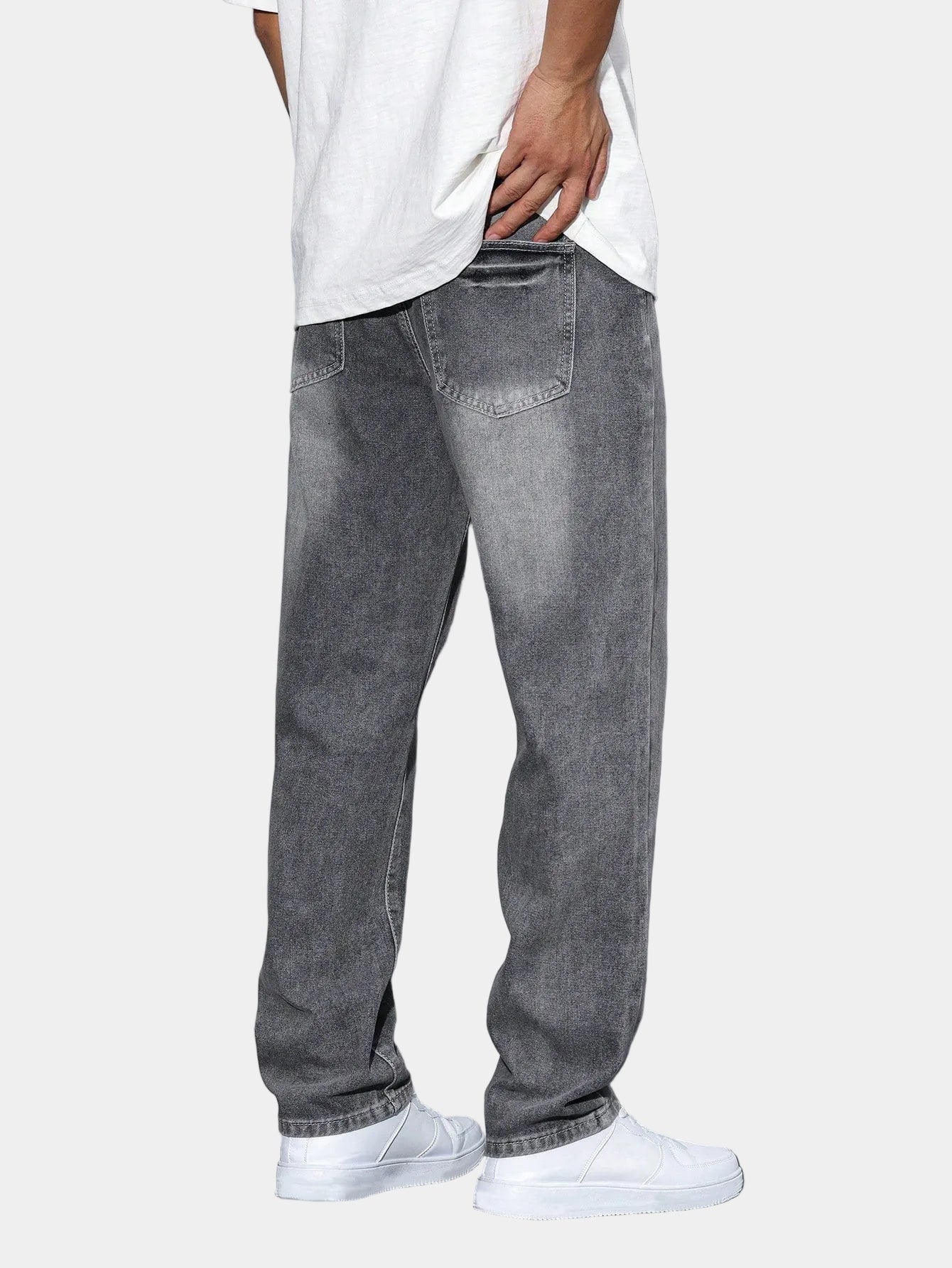 Men's Straight-Leg Jeans