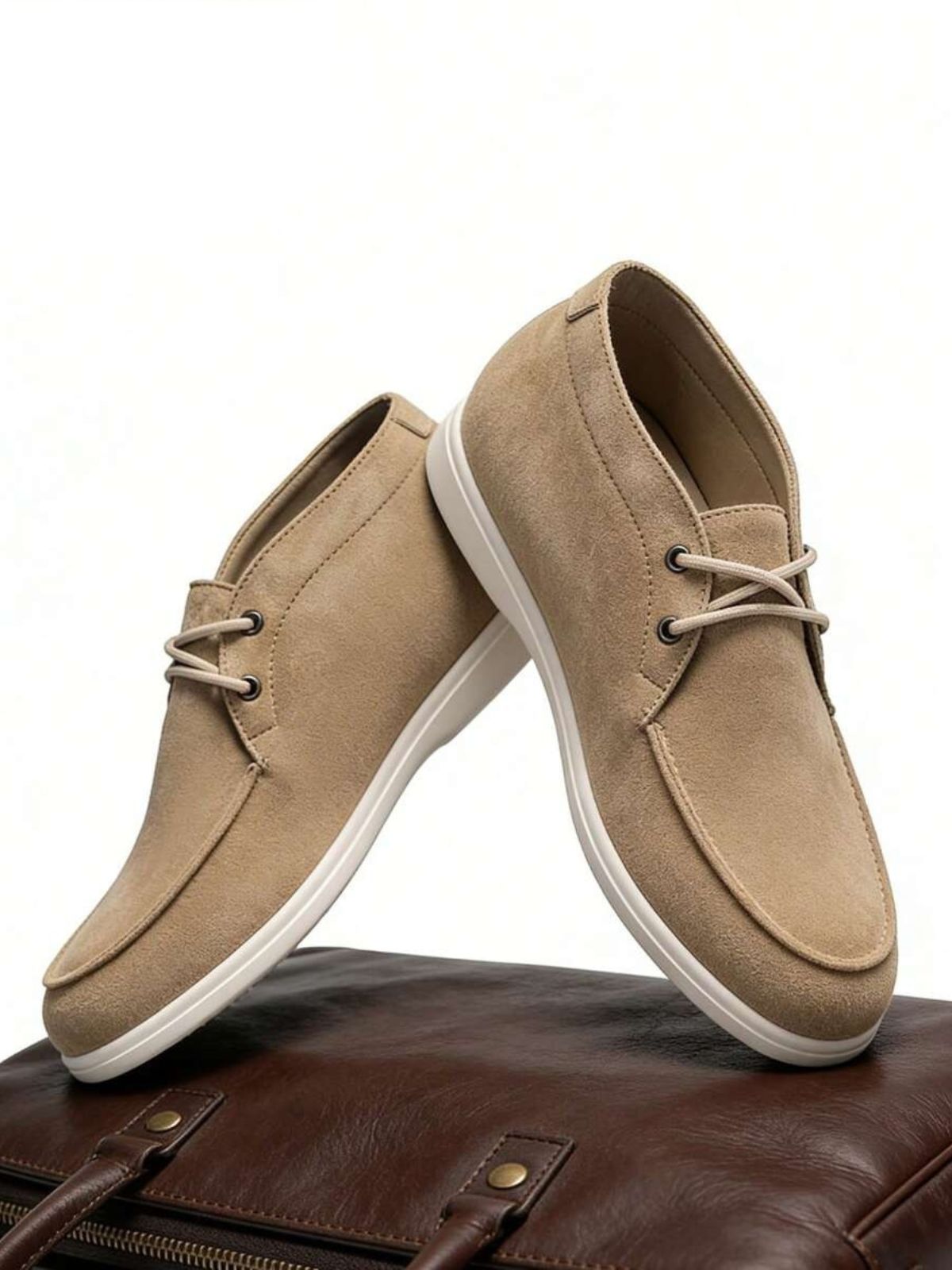 Men's Suede Apron-Toe Chukka Boots