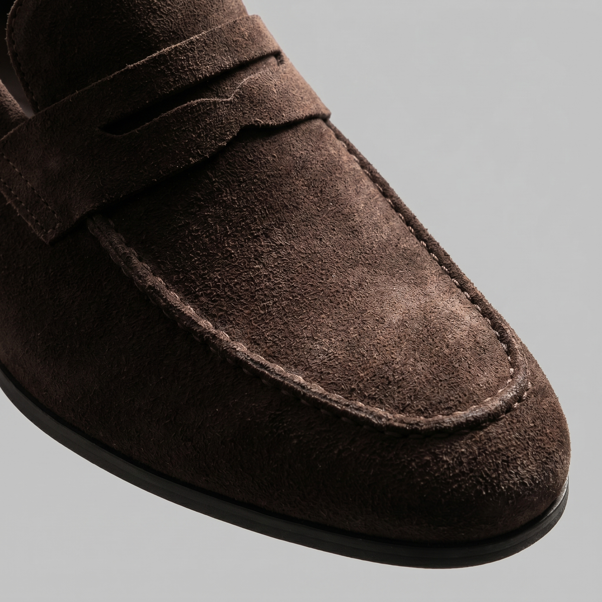 Men's Suede Apron-Toe Penny Loafers