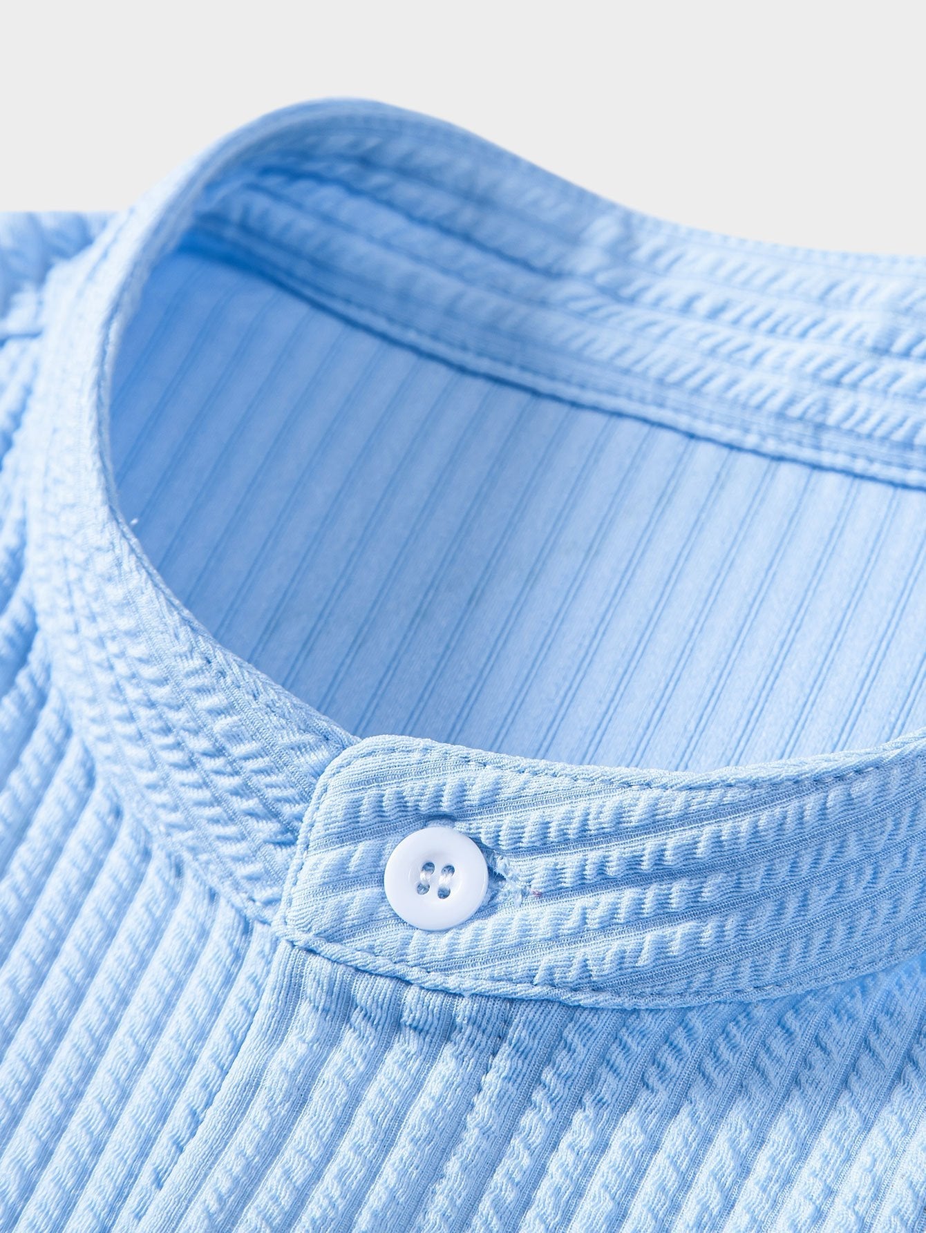 Men's Textured Mandarin Collar Shirt