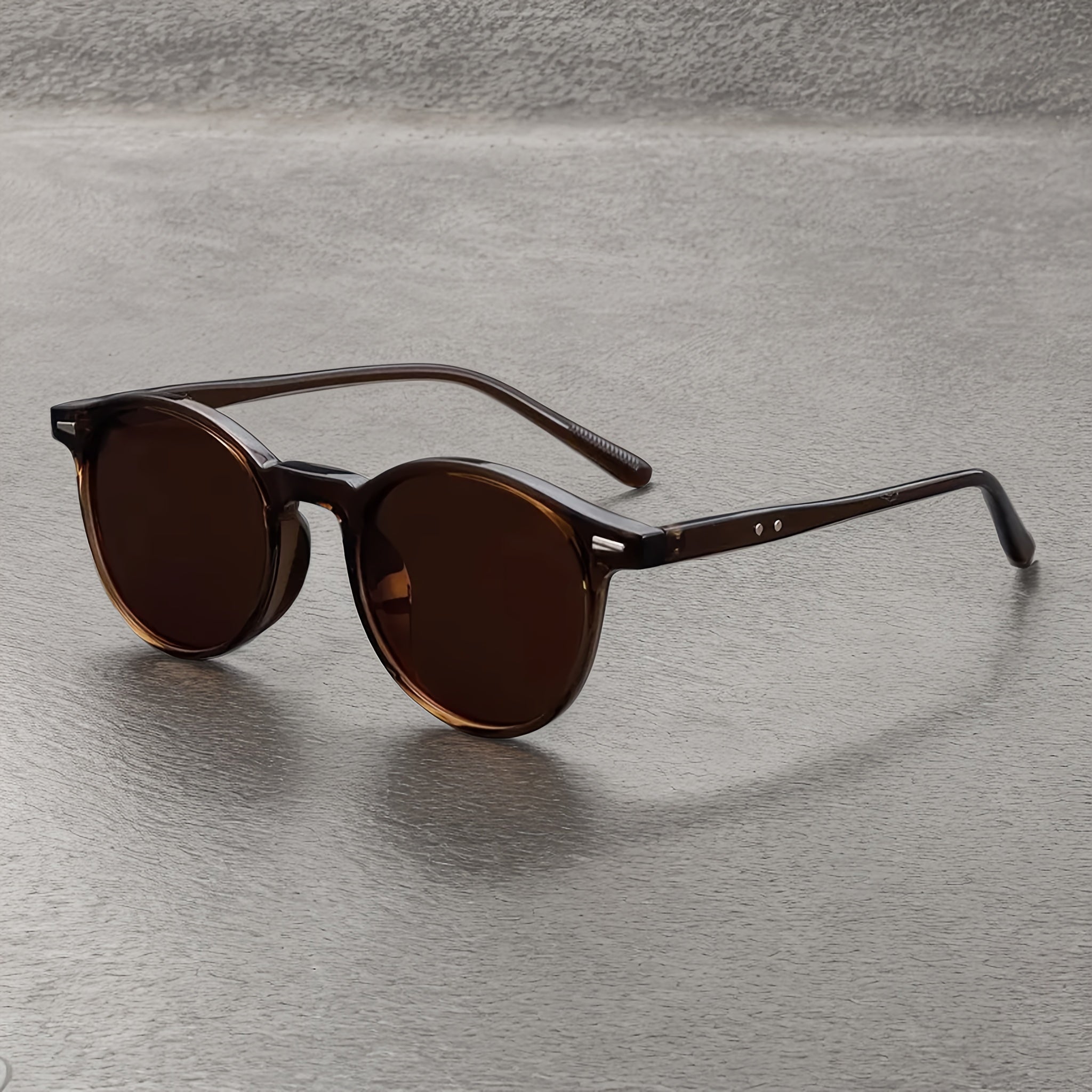 Men's Tinted Oval Sunglasses
